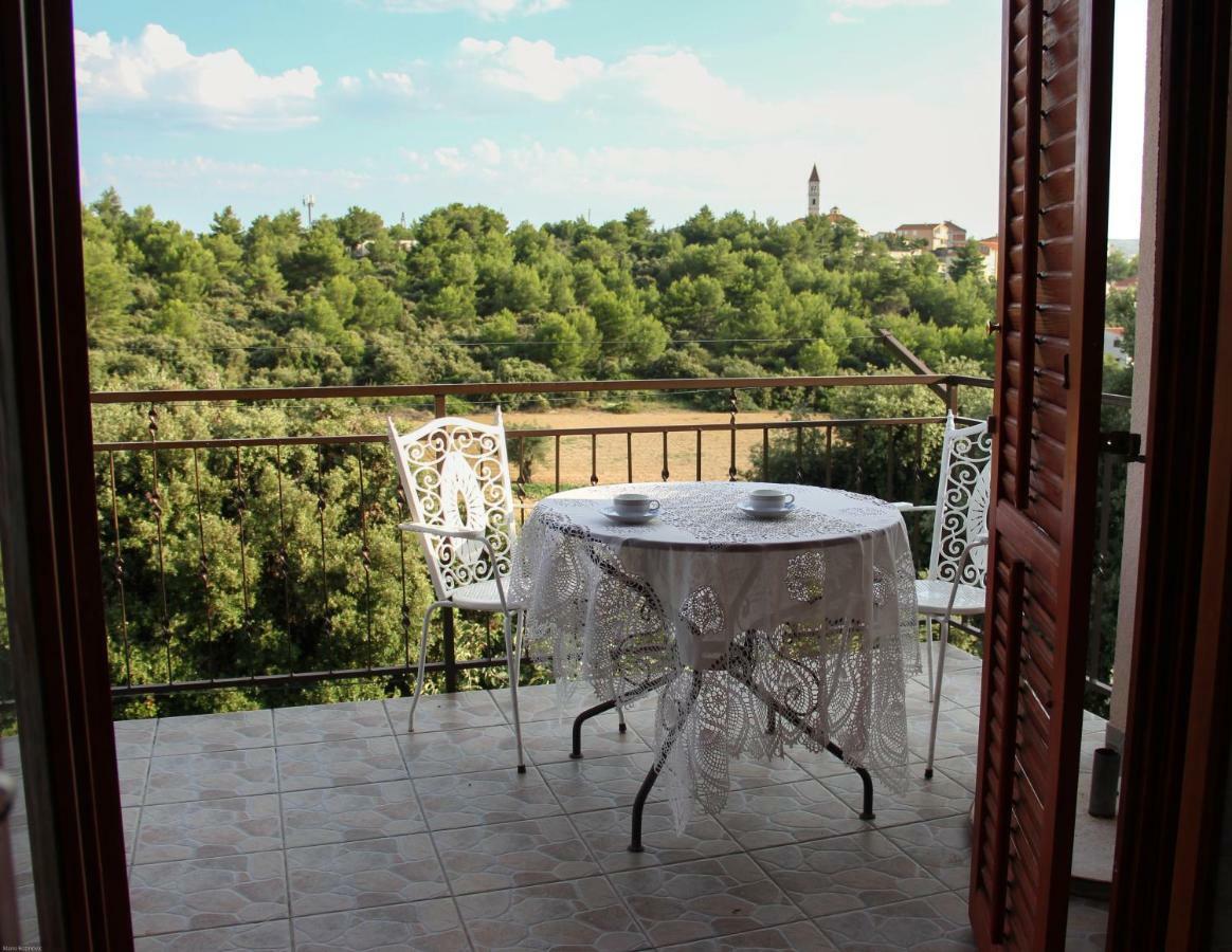 Apartmani Nada Seget Vranjica Exteriér fotografie