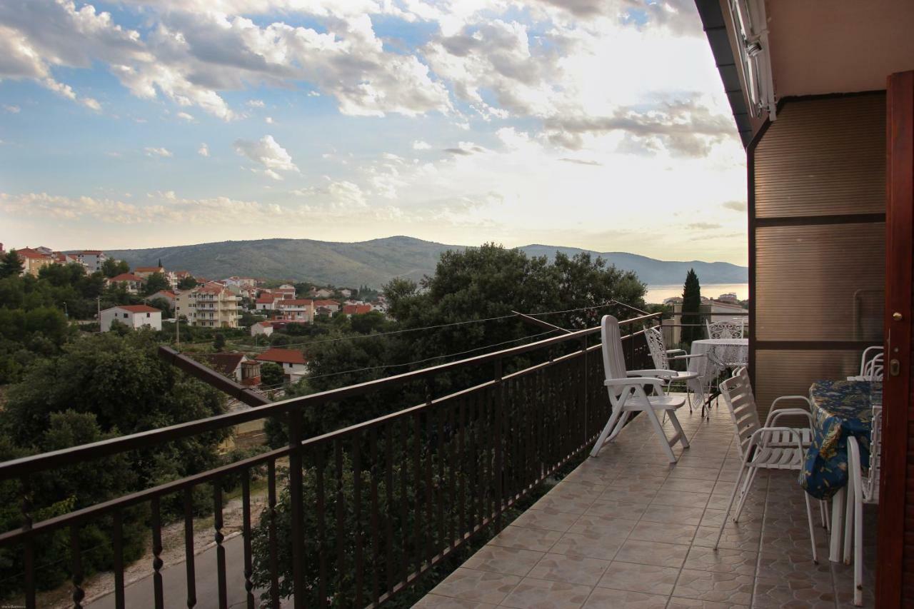 Apartmani Nada Seget Vranjica Exteriér fotografie